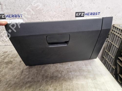 Used Glove box DACIA SANDERO III 1.0 TCe 110 (110 hp) 31640429