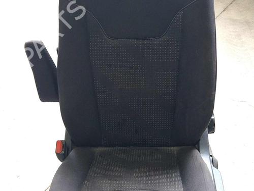 Used Left front seat Left front seat FORD TRANSIT COURIER B460 Box Body/MPV 1.5 TDCi (95 hp) 34057751 34057751