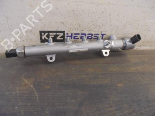 Used Injection rail MERCEDES-BENZ C-CLASS (W205) C 220 BlueTEC / d (205.002, 205.004) (170 hp) 24923604
