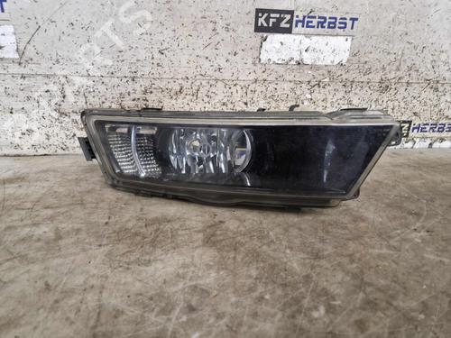 Used Right front fog light Right front fog light SKODA RAPID Spaceback (NH1) 1.6 TDI (115 hp) 34579228 34579228