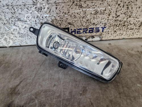 Used Right front fog light Right front fog light 37634902 37634902