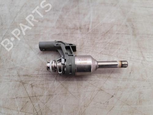 Used Injector VW TOURAN (1T3) 1.4 TSI (140 hp) 24319577