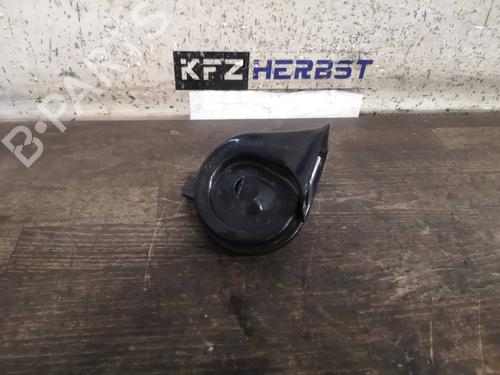 Used Horn AUDI A1 Sportback (8XA, 8XF) 1.4 TDI (90 hp) 13438617