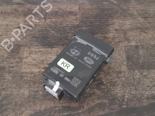 Used Control unit KIA SPORTAGE III (SL) 2.0 CRDi AWD (136 hp) 12876127