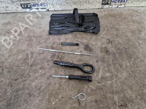 Used Jack Kit Jack Kit AUDI A3 Sportback (8VA, 8VF) 1.4 TSI (150 hp) 36488295 36488295