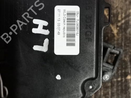 Rear left lock VW TOURAN (1T3) 1.6 TDI | BP22293704C100 