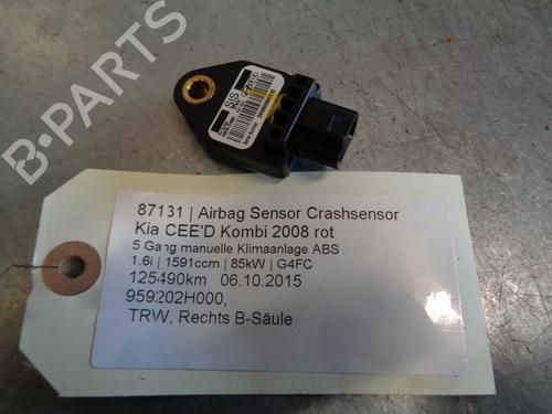 Used Electronic module KIA CEE'D SW (ED) 1.6 (126 hp) 19944983