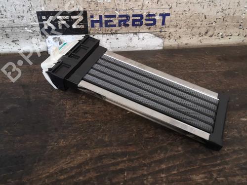 Used Heater resistor TOYOTA YARIS (_P21_, _PA1_, _PH1_) 1.5 Hybrid (MXPH10, MXPH11) (116 hp) 22288095