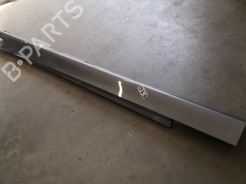 Used Left sideskirt BMW 5 (F10) 520 d (163 hp) 22288459