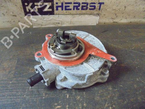 Used Vacuum pump AUDI A4 B8 (8K2) S4 quattro (333 hp) 13441494