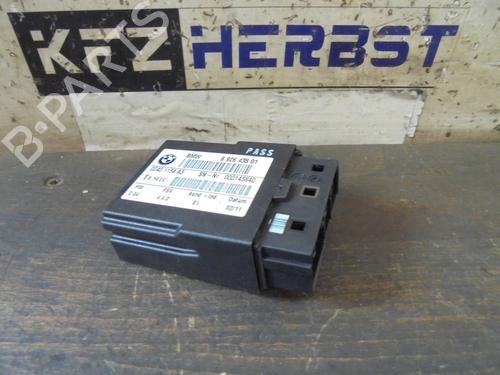 Used Control unit BMW X1 (E84) sDrive 18 d (136 hp) 12870304