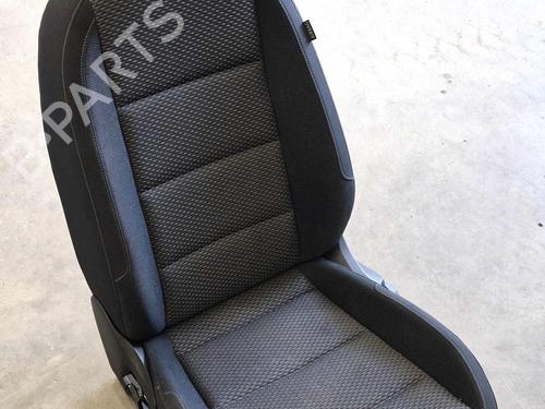 Used Left front seat VW TOURAN (5T1) 2.0 TDI (116 hp) 30315519