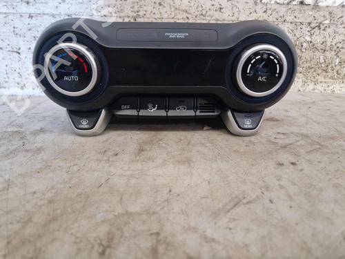 Used Climate control Climate control 39168473 39168473