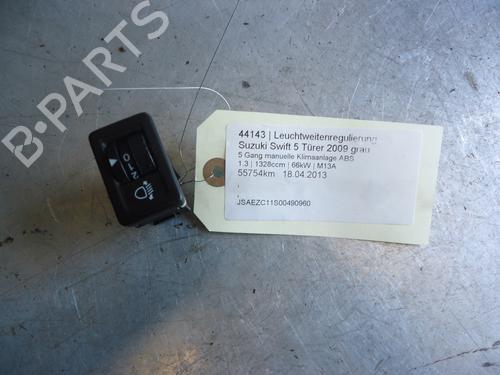 Koplamp verstelmotor SUZUKI SWIFT III (MZ, EZ) 1.3 (RS413, ZC11S) (92 hp) 13060200