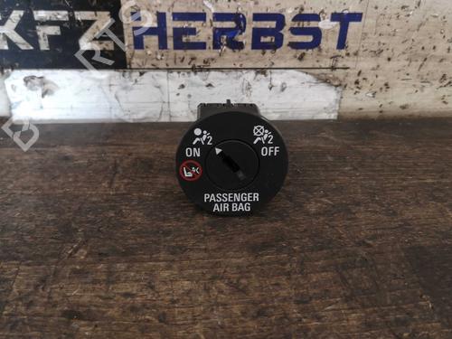 interruttore-opel-corsa-e-x15-2014-31948447 main image