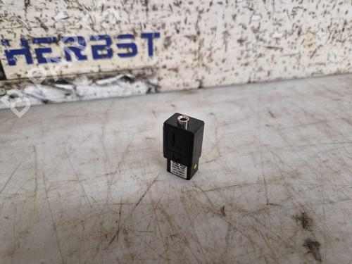 switch-skoda-octavia-iii-combi-5e5-5e6-2012-2013-2014-2015-2016-2017-2018-2019-2020-32256412 main image