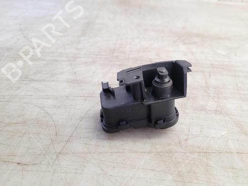 Brændstofdæksel aktuator SEAT LEON ST (5F8) 1.6 TDI (115 hp) 24168548