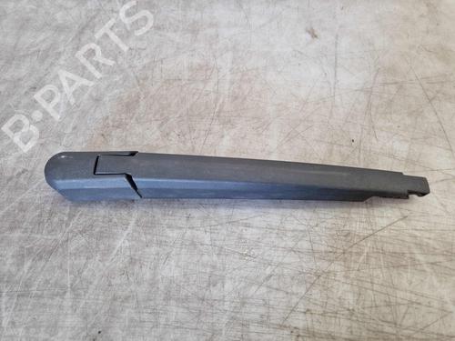 Used Rear windshield wiper arm OPEL ASTRA K (B16) 1.4 Turbo (68) (150 hp) 25716631