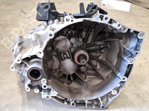 Used Gearbox VOLVO V60 II (225) D3 (150 hp) 26509621