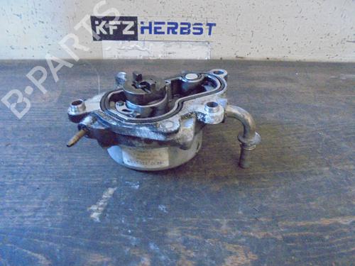 Used Vacuum pump RENAULT ESPACE IV (JK0/1_) 3.0 dCi (JK0J, JK0V) (177 hp) 12888510