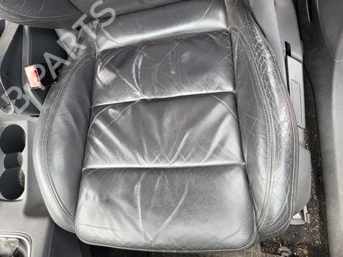 Left front seat VW GOLF V (1K1) 1.9 TDI | BP39911345C15 - Image 2