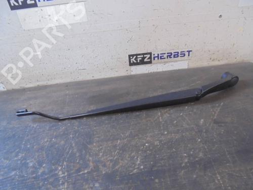 Used Front windshield wiper arm HYUNDAI i20 II (GB, IB) 1.2 (84 hp) 13068310