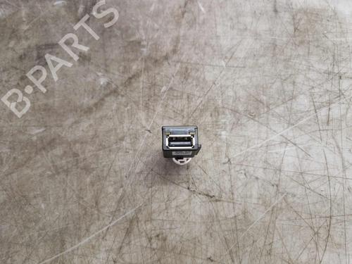 Used Switch Switch SKODA OCTAVIA III Combi (5E5, 5E6) 1.6 TDI (110 hp) 34398996 34398996