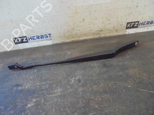 Used Front windshield wiper arm VW GOLF VI (5K1) 1.6 TDI (90 hp) 20096938