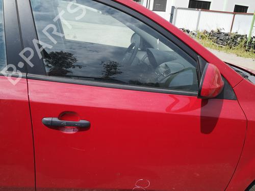 Used Right front door Right front door 37068547 37068547