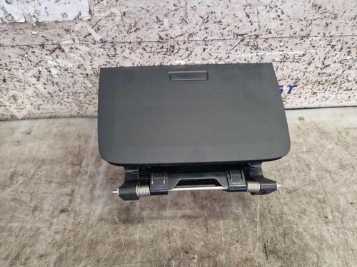 Used Glove box Glove box 38750560 38750560
