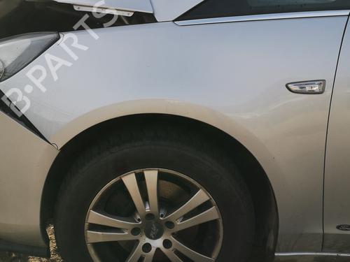 Used Left front fenders OPEL ZAFIRA TOURER C (P12) 2.0 CDTi (75) (130 hp) 30336424