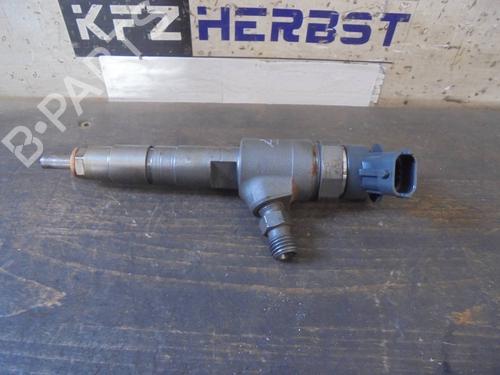 Used Injector FORD FOCUS III Turnier 1.5 TDCi ECOnetic (105 hp) 13434581