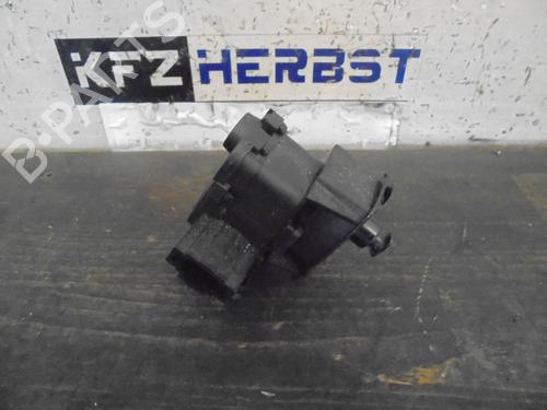 Used Fuel door actuator SKODA FABIA III Estate (NJ5) 1.2 TSI (90 hp) 13068891