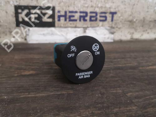 Used Switch HYUNDAI i30 (PDE, PD, PDEN) 1.0 T-GDI (120 hp) 30123258