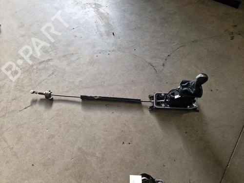 Used Gear lever VW TOURAN (5T1) 2.0 TDI (116 hp) 30408648