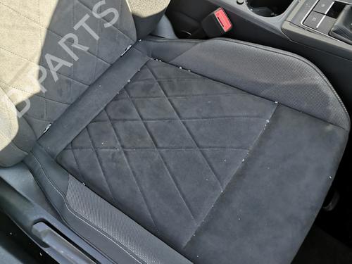 Right front seat VW GOLF VIII (CD1, DA1) 2.0 TDI | BP35952542C16 - Image 2