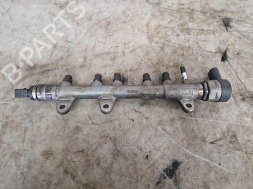 Used Injection rail Injection rail BMW X1 (F48) sDrive 18 d (150 hp) 40527278 40527278