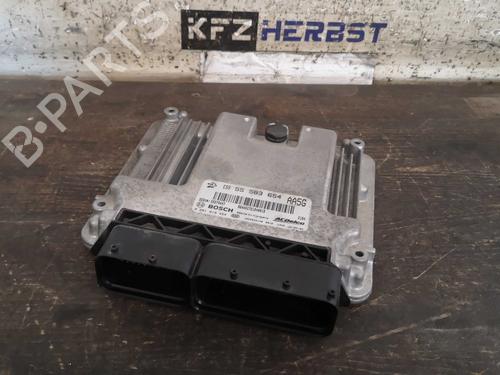 Used Engine control unit (ECU) OPEL MERIVA B MPV (S10) 1.3 CDTI (75) (75 hp) 22290789