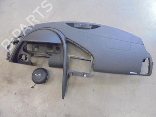 Used Airbag Kit AUDI R8 (422, 423) 4.2 FSI quattro (420 hp) 31639831