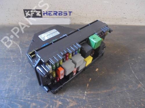 Used Fuse box Fuse box 12887606 12887606