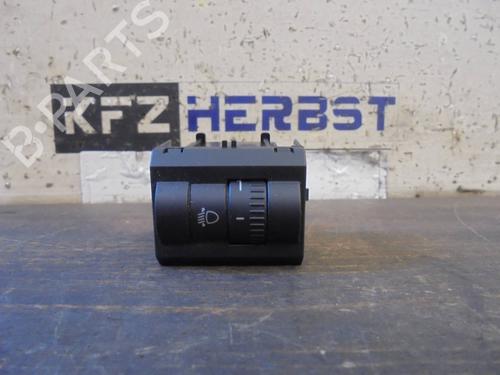 Used Headlight adjuster motor SKODA FABIA II (542) 1.2 TSI (86 hp) 13063430