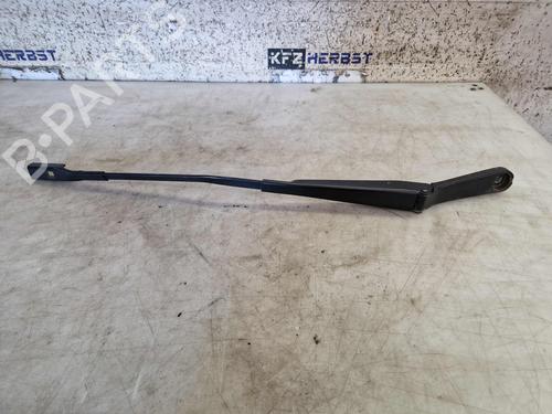 Used Front windshield wiper arm AUDI A6 C7 Avant (4G5, 4GD) 2.0 TDI (177 hp) 28837146
