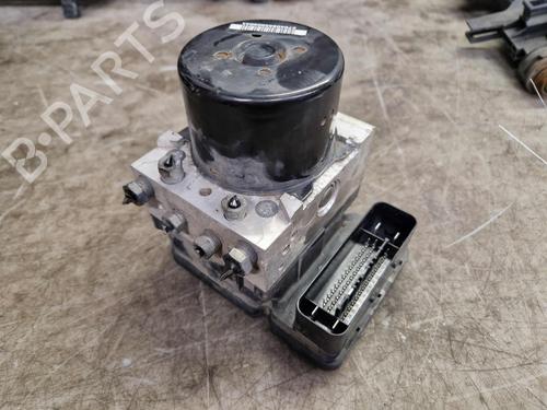 Used ABS pump FORD C-MAX II (DXA/CB7, DXA/CEU) 1.0 EcoBoost (100 hp) 33038812