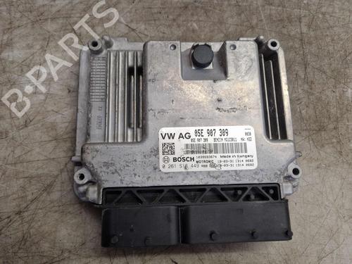 Used Engine control unit (ECU) SEAT LEON ST (5F8) 1.5 TSI (150 hp) 30451205