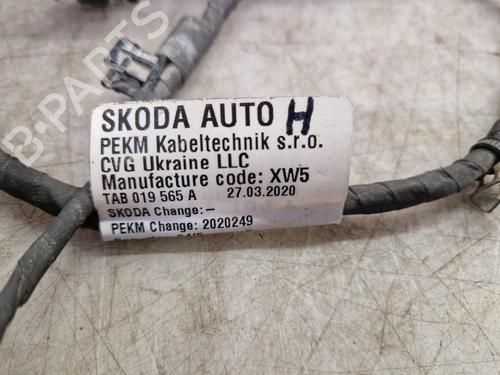 Wiring harness SKODA OCTAVIA IV Combi (NX5, PV5) 2.0 TDi | BP29527683E16