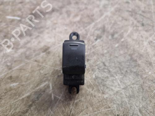 Used Right front window switch NISSAN NAVARA NP300 (D40) 2.5 dCi (144 hp) 31640591