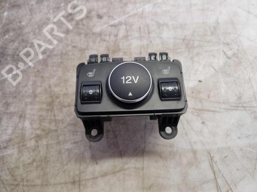 Used Switch FORD C-MAX II (DXA/CB7, DXA/CEU) 1.0 EcoBoost (100 hp) 33038800