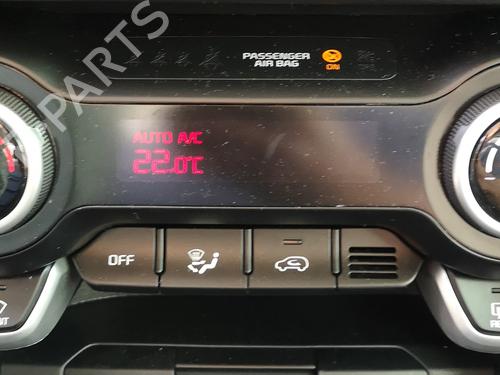 Used Climate control Climate control 38645938 38645938