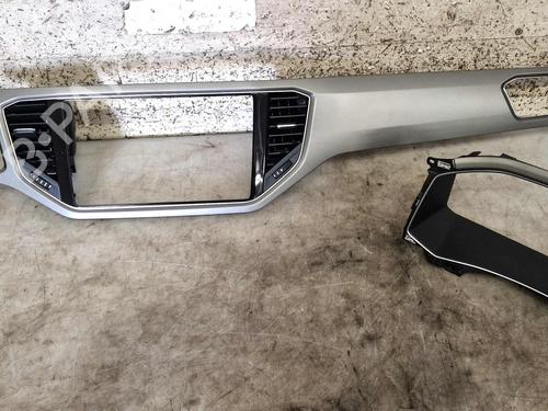 BP30697310O1 main image