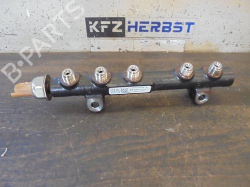 Used Injection rail FORD KUGA II (DM2) 1.5 TDCi (120 hp) 13441710